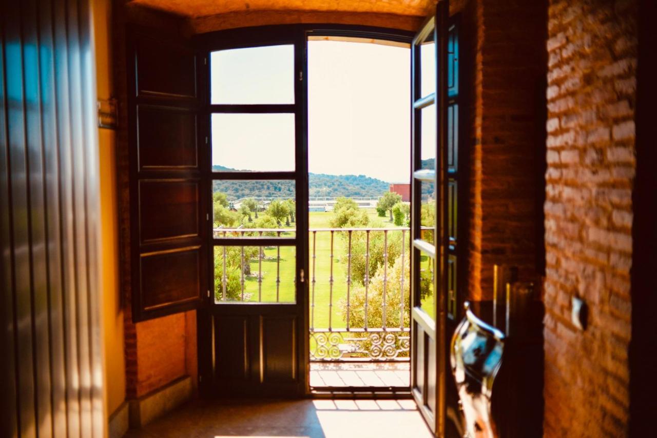 Castillo De Monte La Reina Posada Real & Bodega تورو المظهر الخارجي الصورة